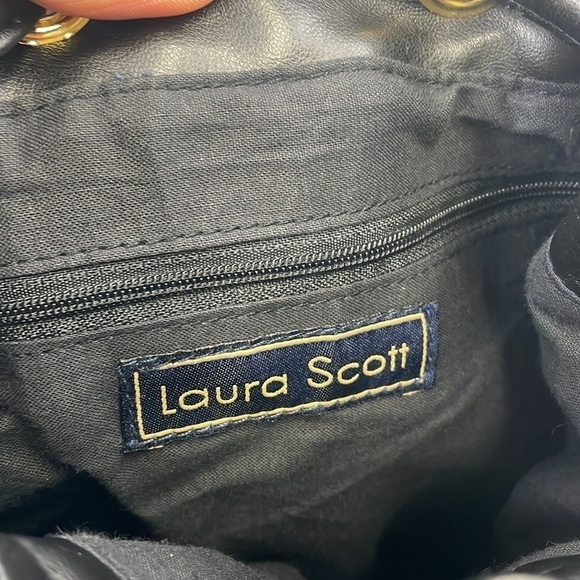 LAURA SCOTT BUCKET BACKPACK - Picture 4 of 7